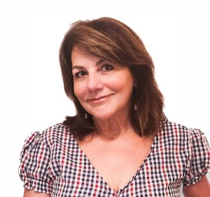 Employee Headshot - Ann Gallagher