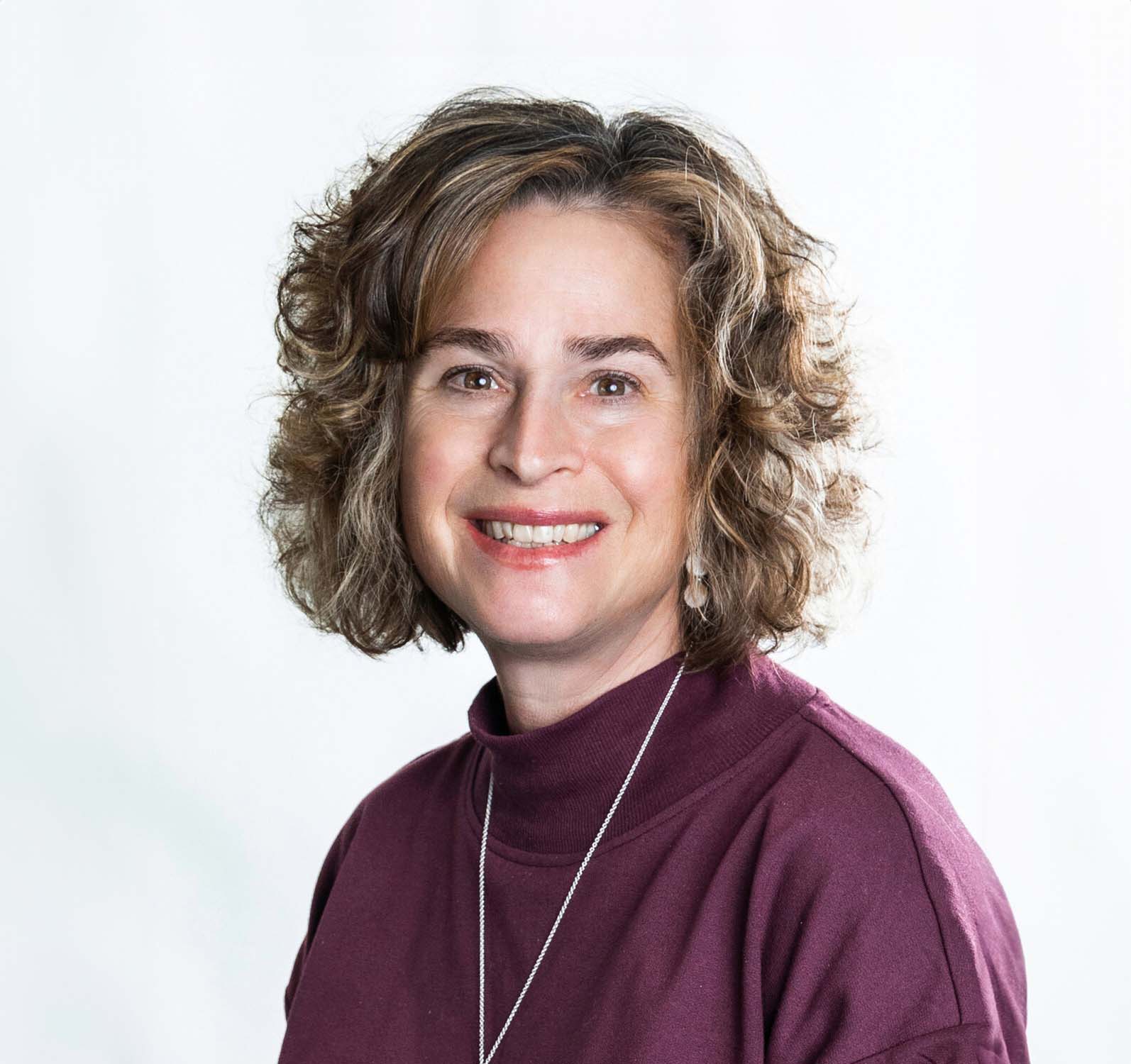 Employee Headshot - Shelley Cavoli